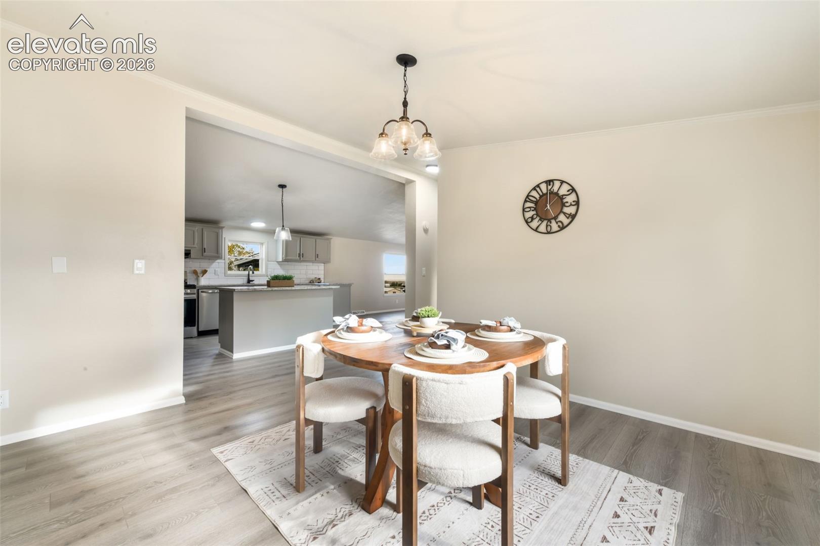 Listing photo 8 for 15054 Pamela Way