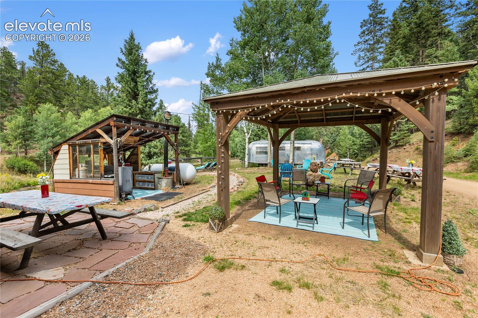 Listing photo 38 for 3912 Trout Creek Road