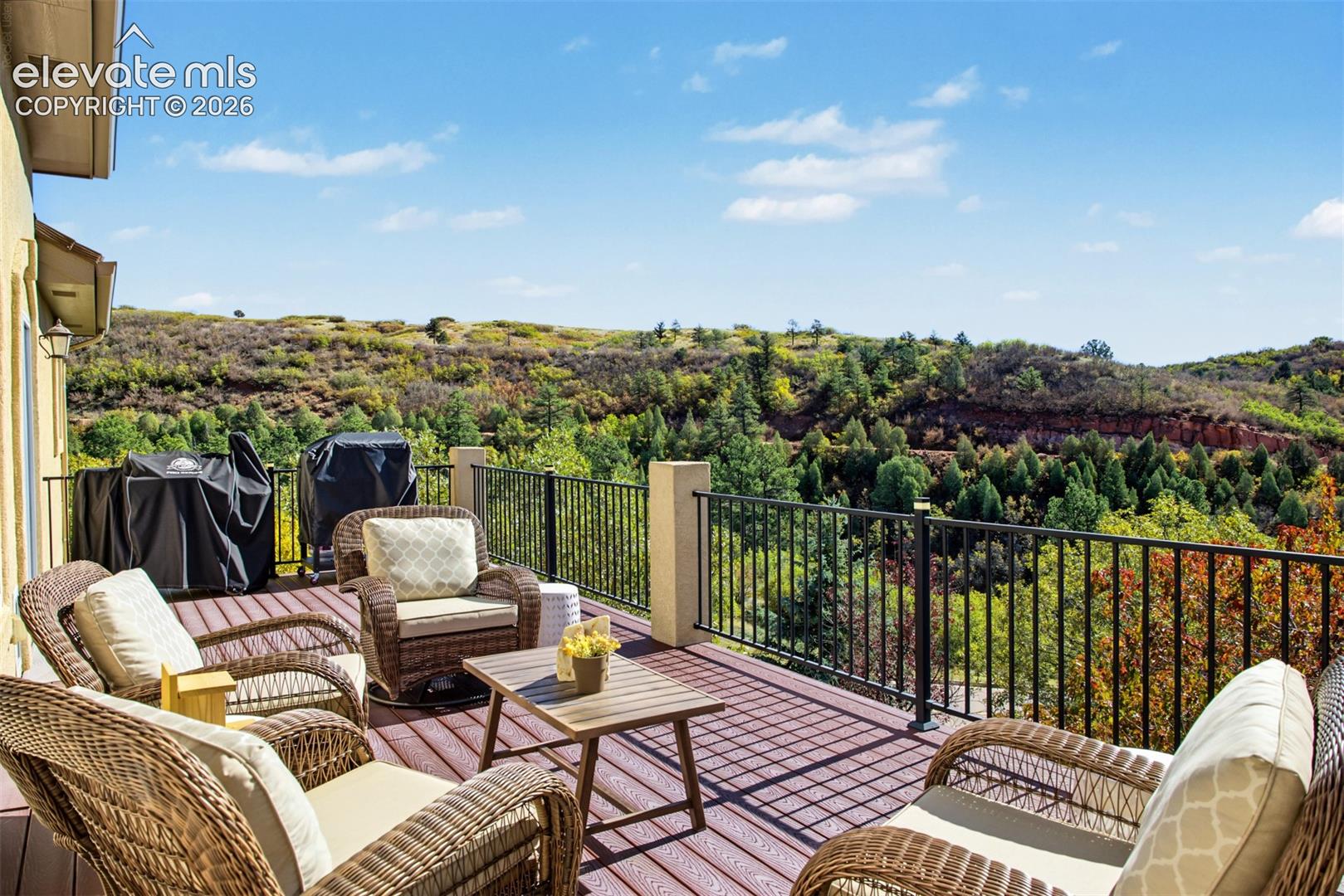 Listing photo 42 for 3530 Twisted Oak Circle