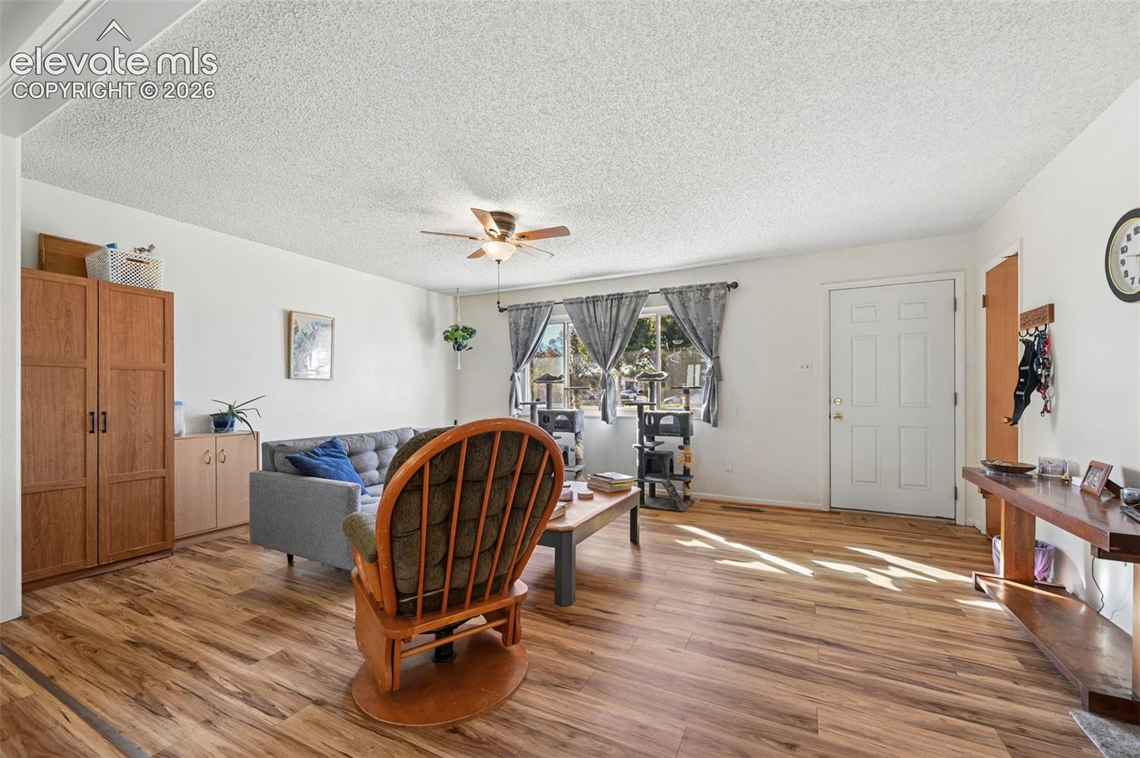 Listing photo 19 for 2041 Vinewood Lane