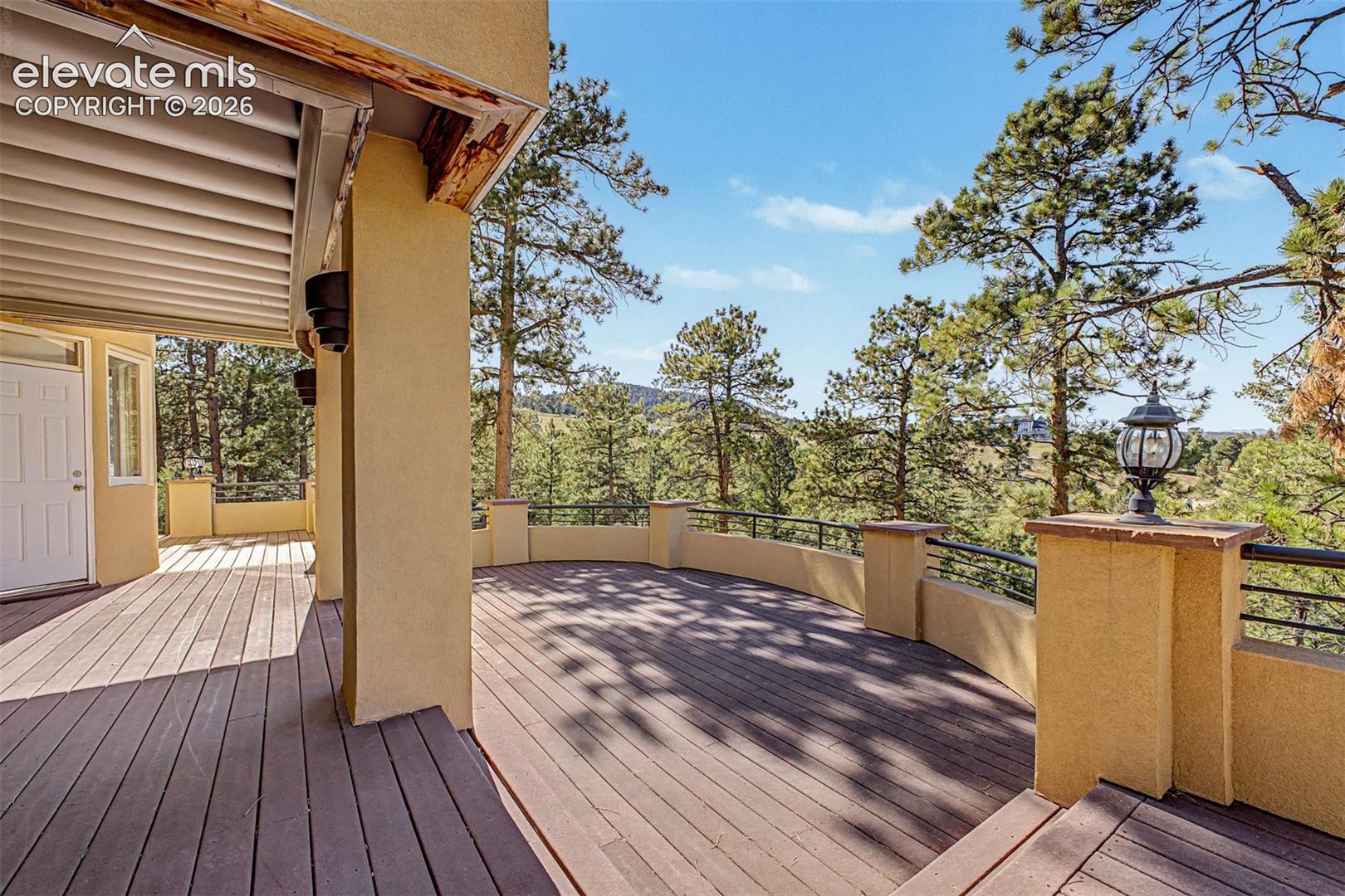 Listing photo 49 for 935 Castle Ridge Road