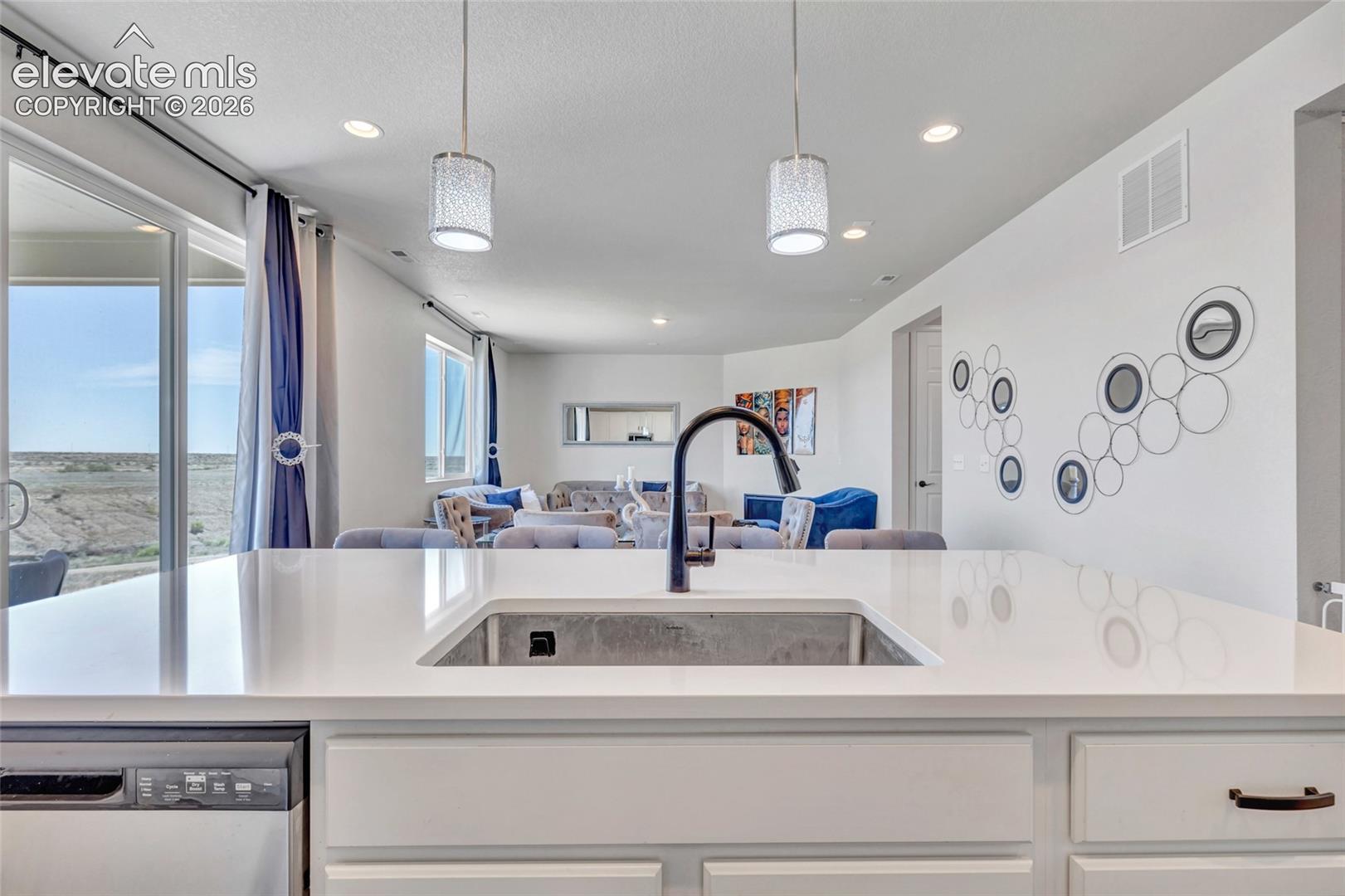 Listing photo 13 for 3434 Bella Luna Drive