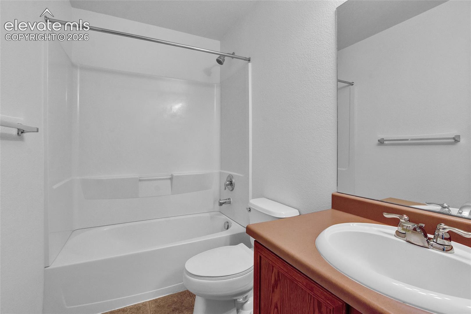 Listing photo 16 for 7554 Sandy Springs Point