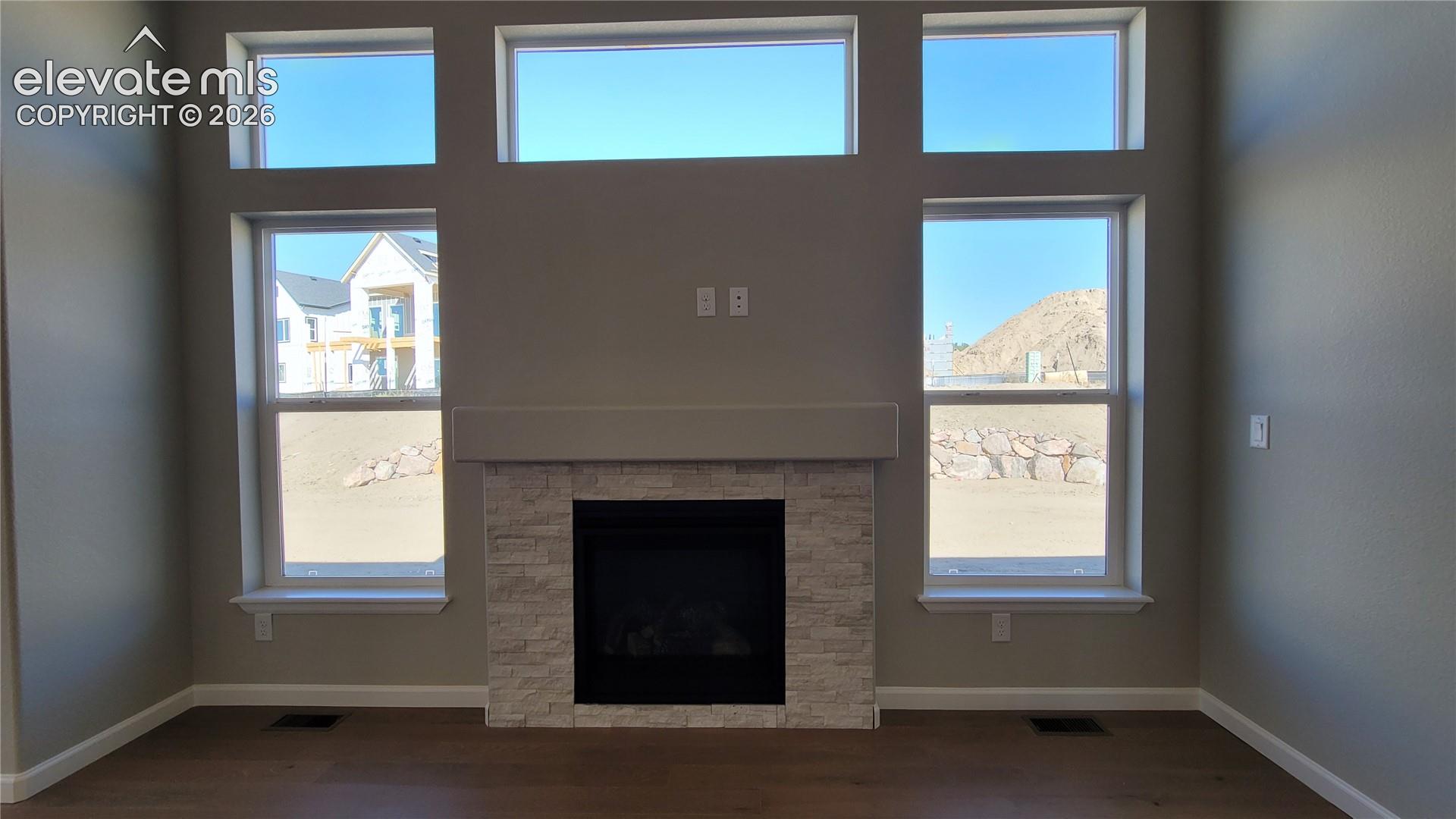 Listing photo 11 for 6658 Miro Lane