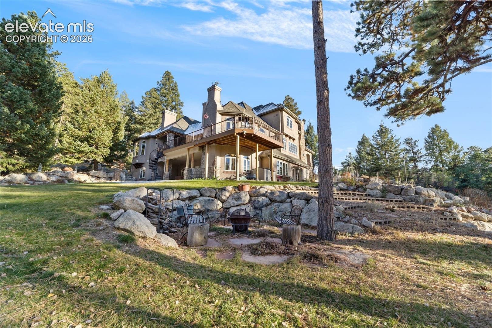 4450 Walker Ridge View