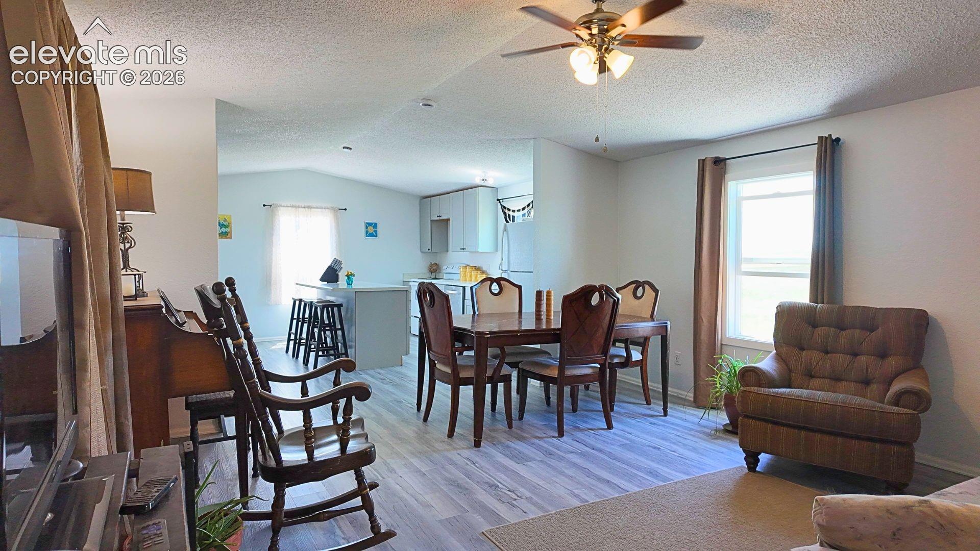 Listing photo 11 for 39030 Alta Vista Road
