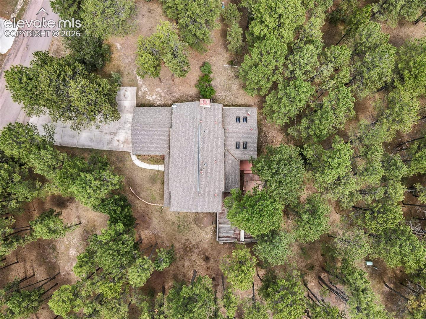 Listing photo 42 for 19295 Rim Of The World Drive