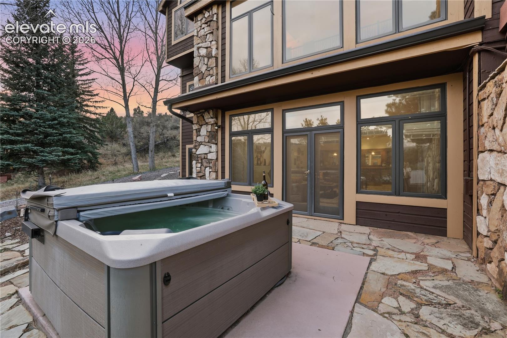 580 Sunny Glen Court, photo 47
