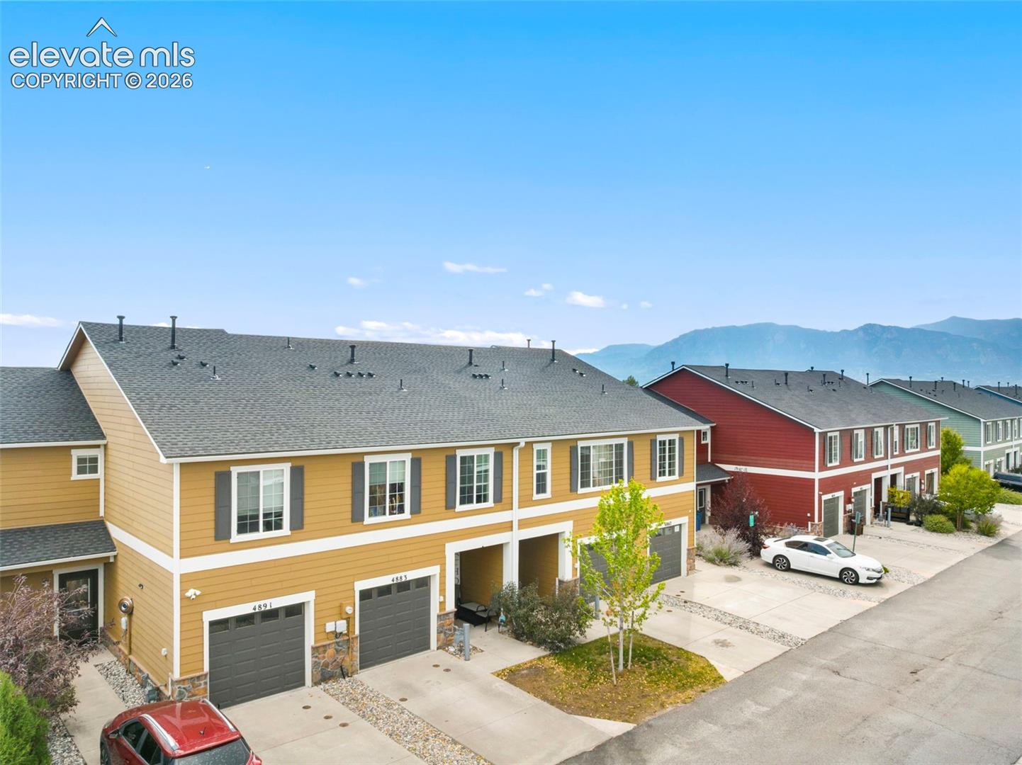 Listing photo 30 for 4883 Painted Sky View