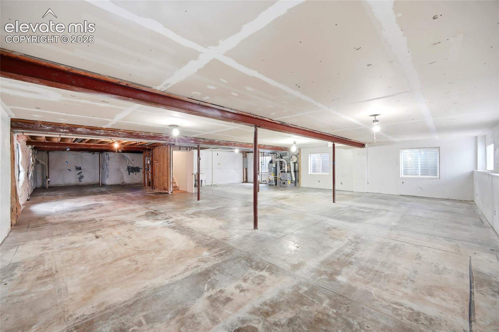 Listing photo 32 for 12354 Pine Valley Circle