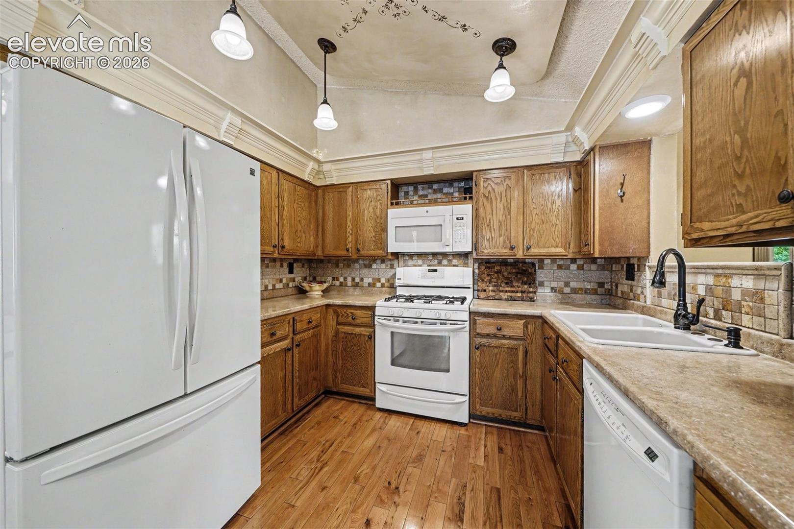 2910 Mirage Drive, photo 12
