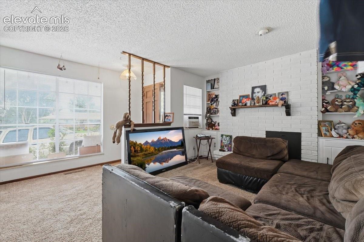 Listing photo 25 for 724-726 Pioneer Lane