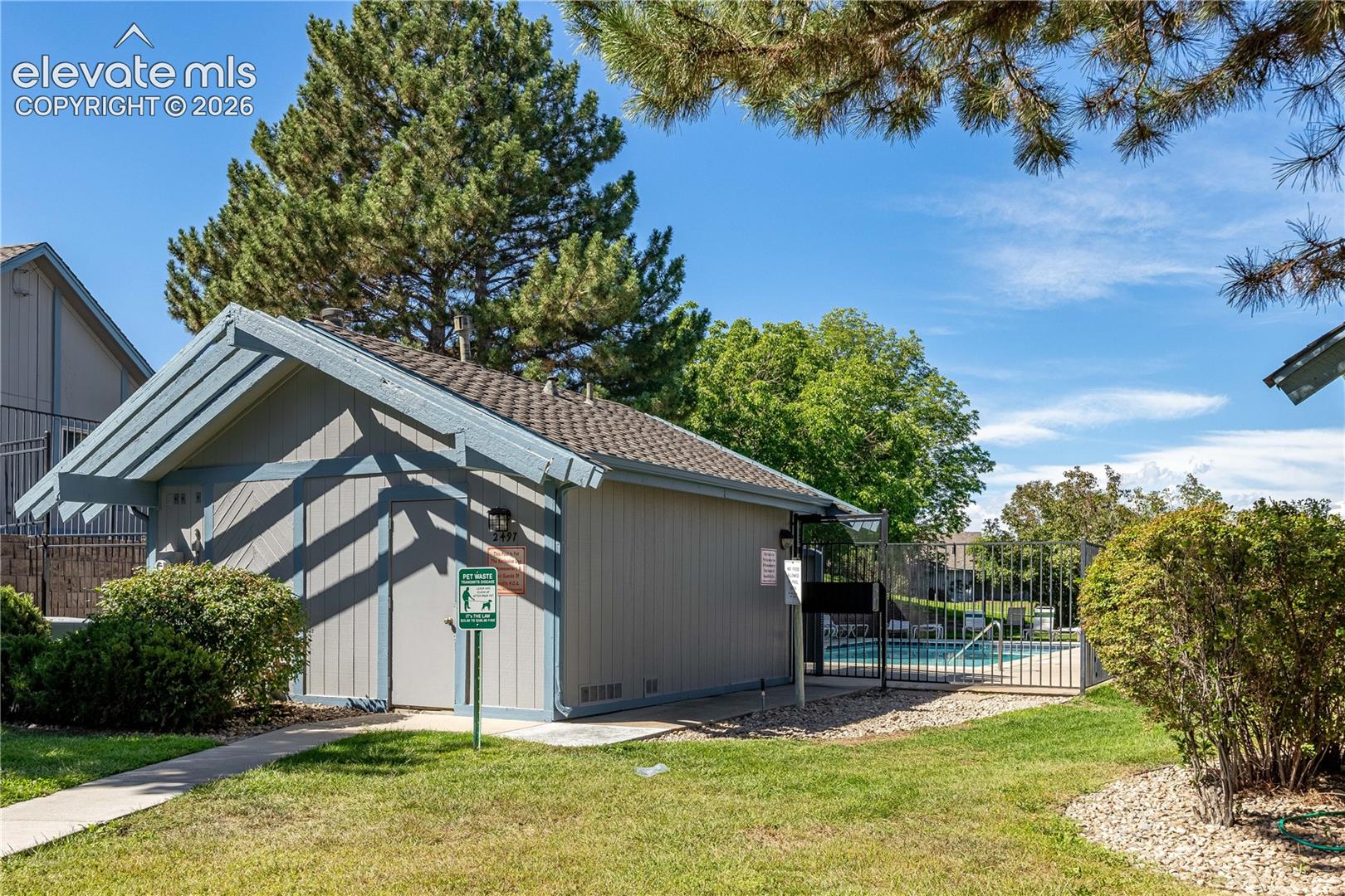 Listing photo 28 for 2522 S Worchester Court E