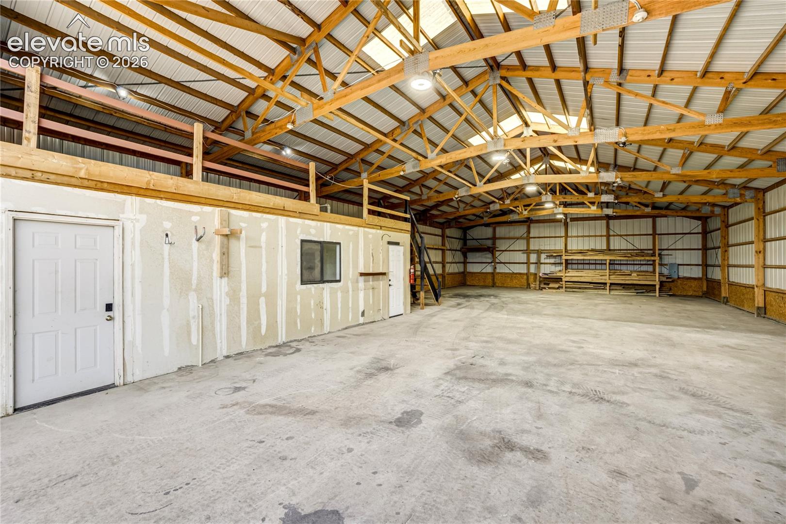 Listing photo 6 for 21295 E Highway 24