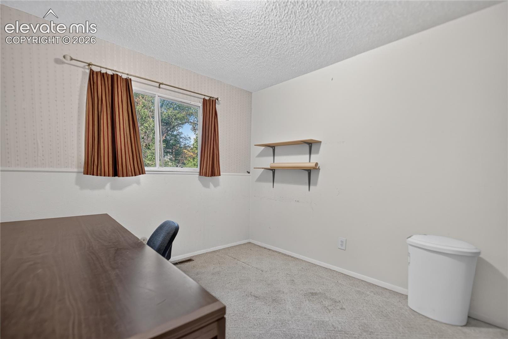 Listing photo 12 for 4850 Windward Circle