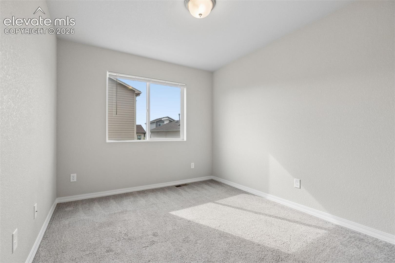 Listing photo 32 for 4159 Samaritan Loop
