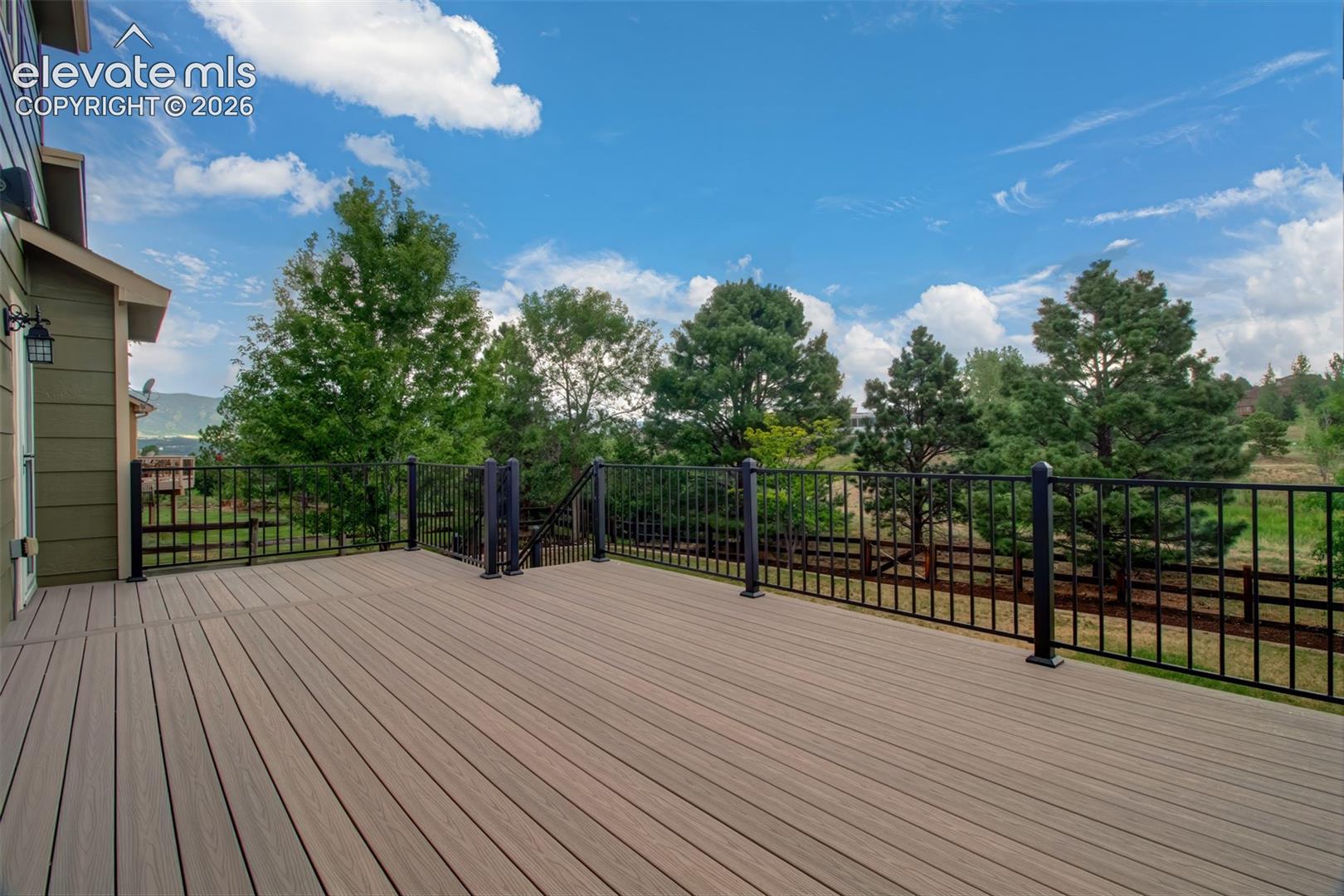 Listing photo 43 for 1136 Lawn Lake Trail