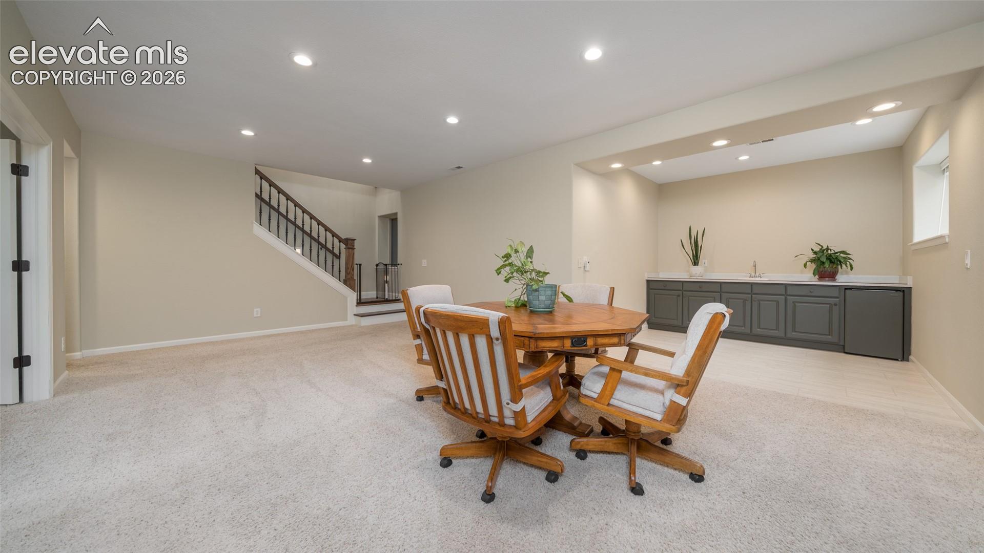 Listing photo 21 for 40 Wuthering Heights Drive