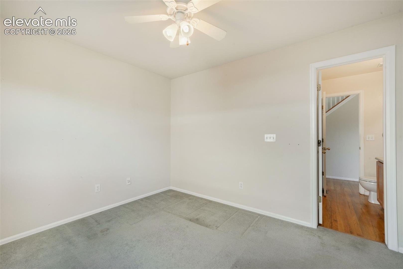 Listing photo 19 for 324 Fox Run Circle
