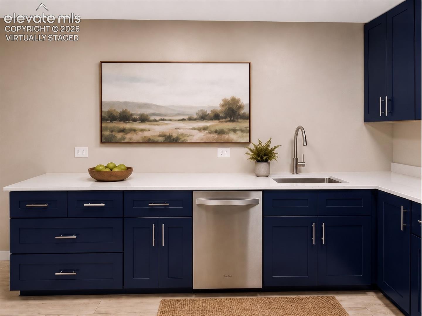 Listing photo 6 for 605 S Alton Way 12C