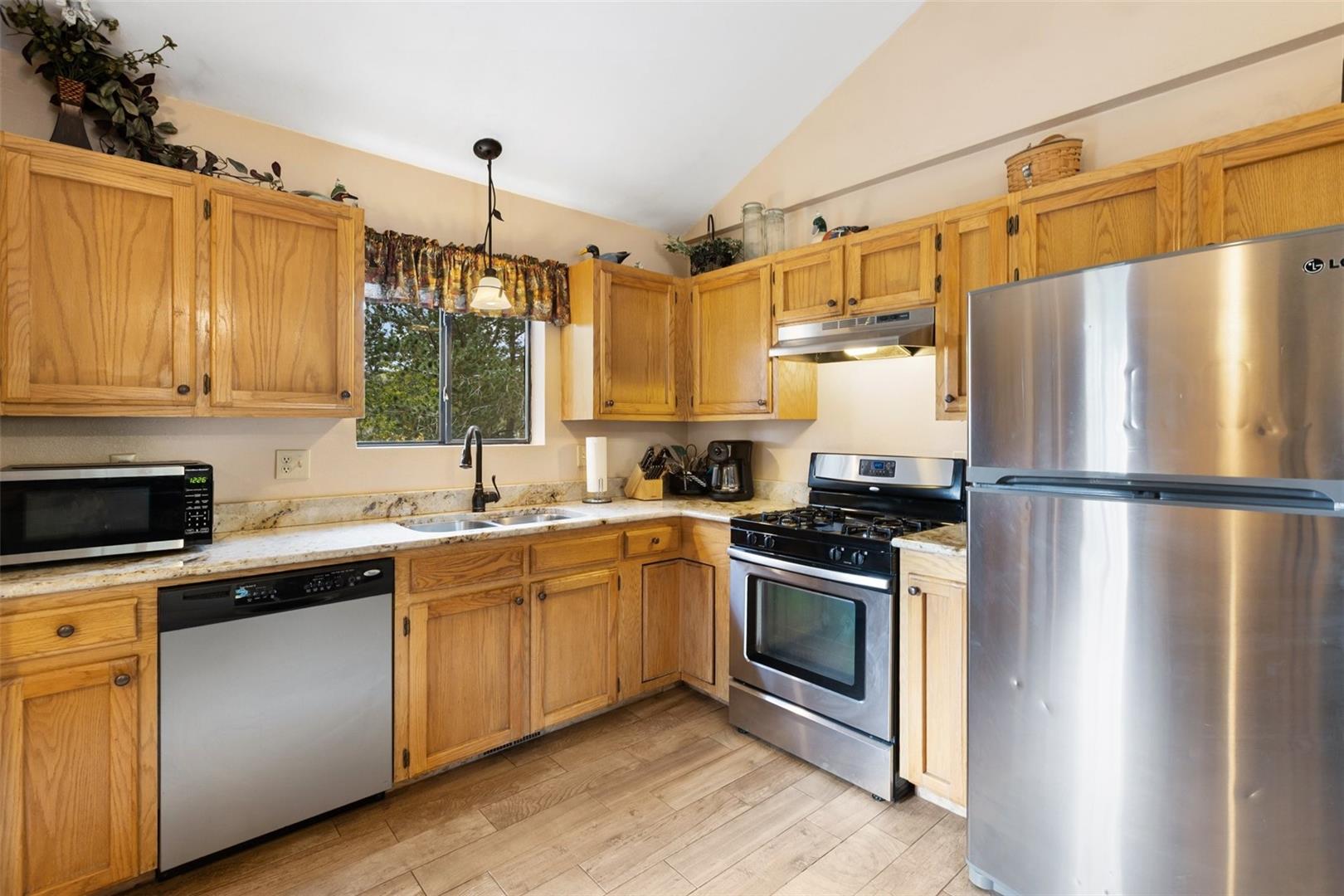 Listing photo 17 for 391 Timber Ridge Road