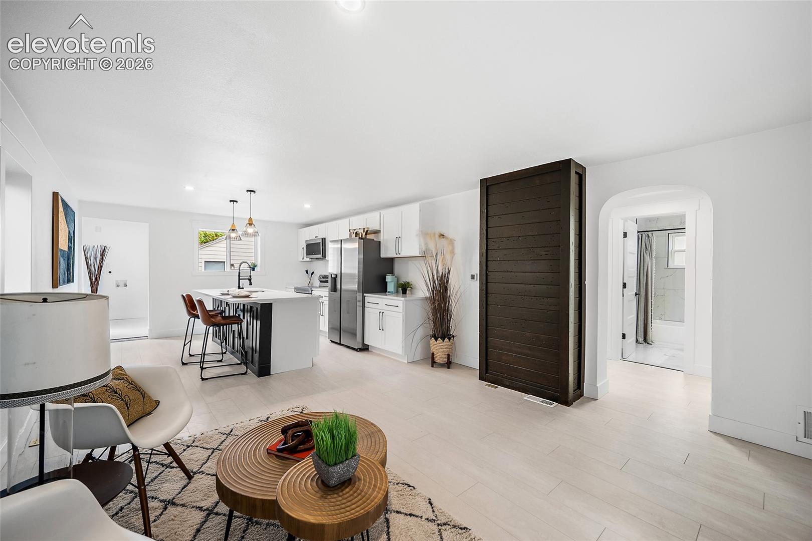 Listing photo 5 for 3630 W Walsh Place