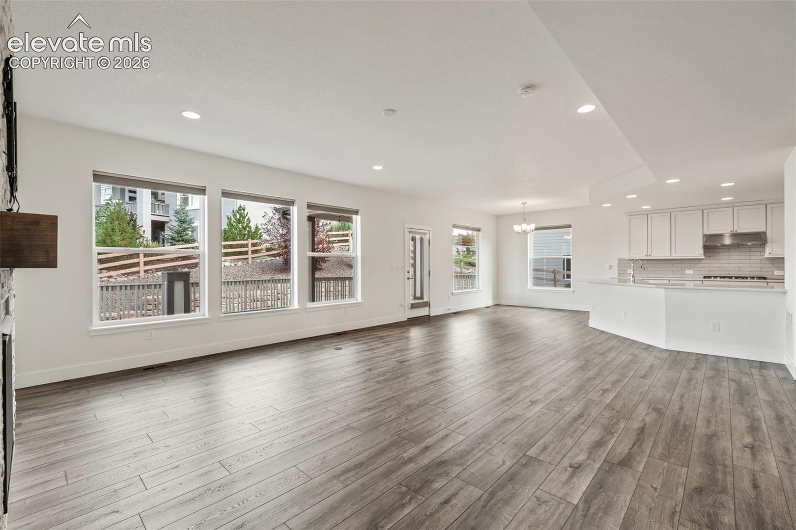 Listing photo 7 for 1952 Clayhouse Drive