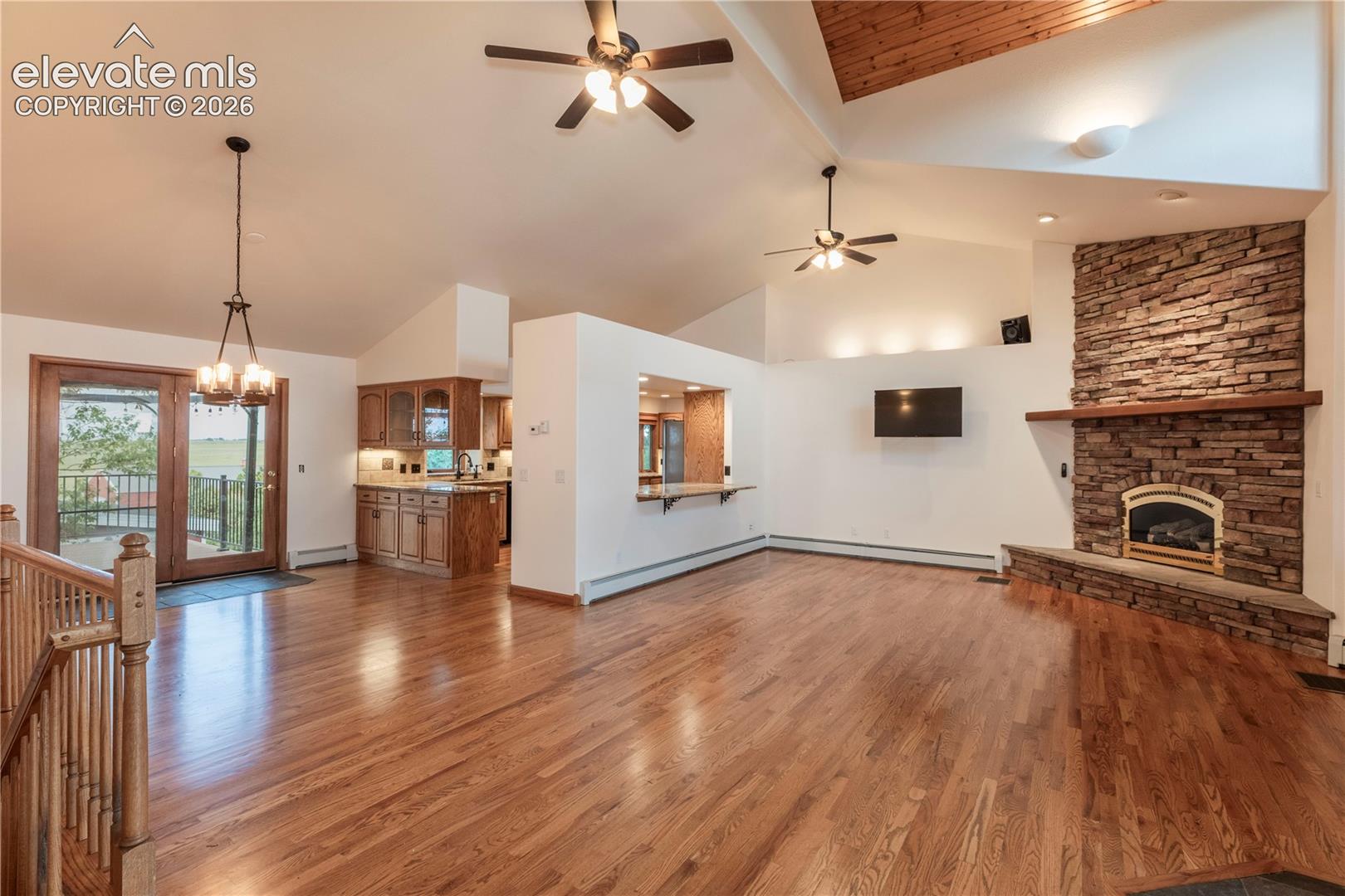 Listing photo 7 for 13850 N Ellicott Highway