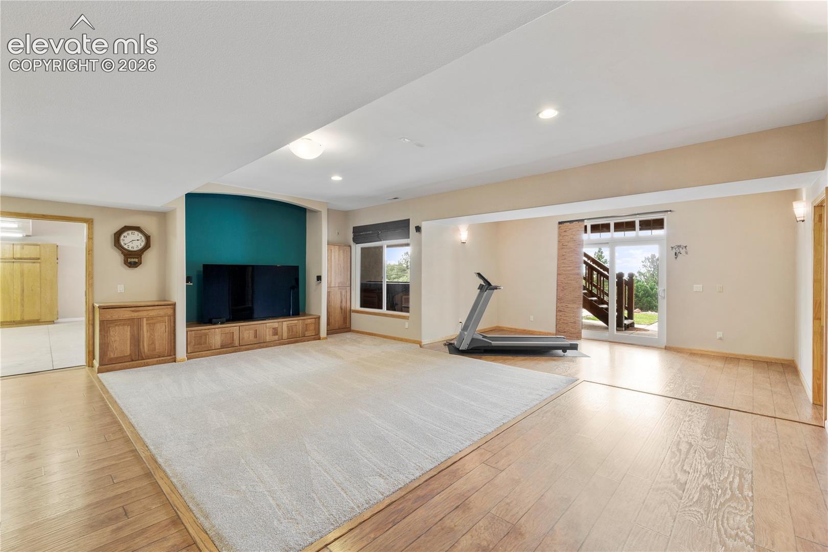 Listing photo 25 for 3290 Hamal Circle