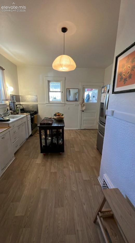 Listing photo 35 for 412 E St Vrain Street