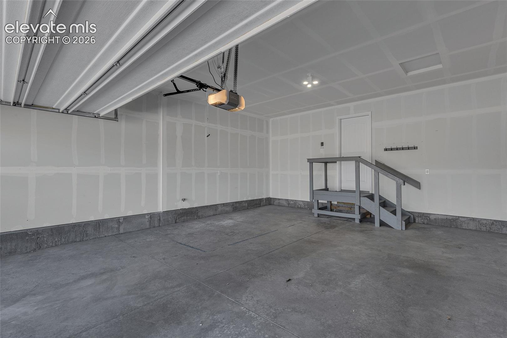 Listing photo 31 for 6327 Harney Drive