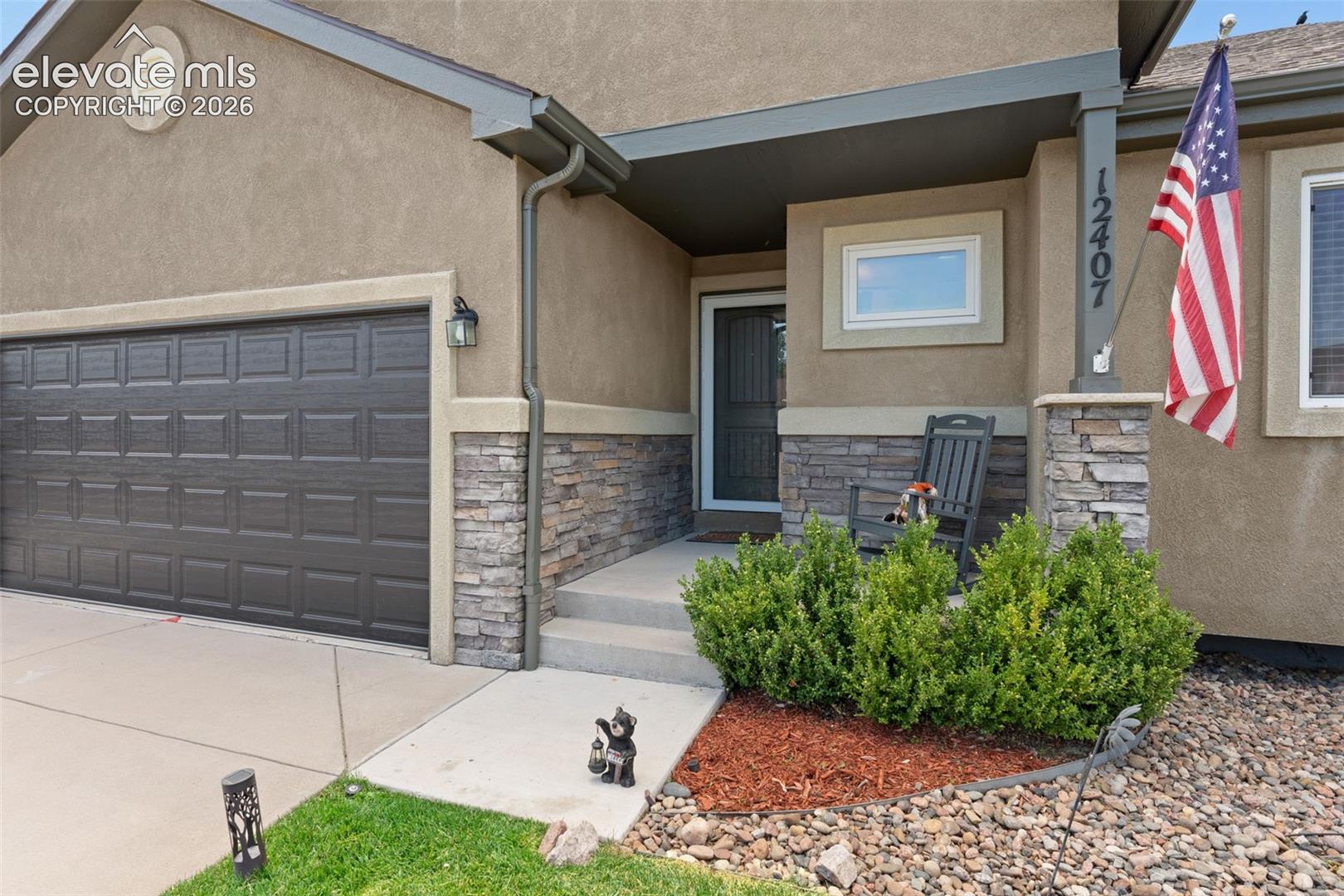 Listing photo 6 for 12407 Mount Bross Place