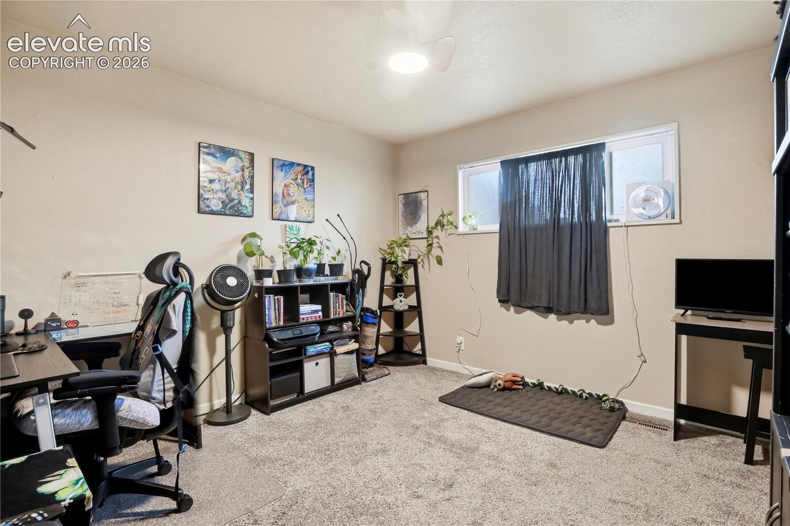Listing photo 18 for 137 Steven Drive