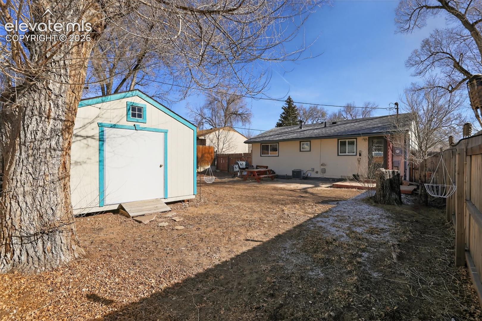 Listing photo 6 for 702 Erie Road