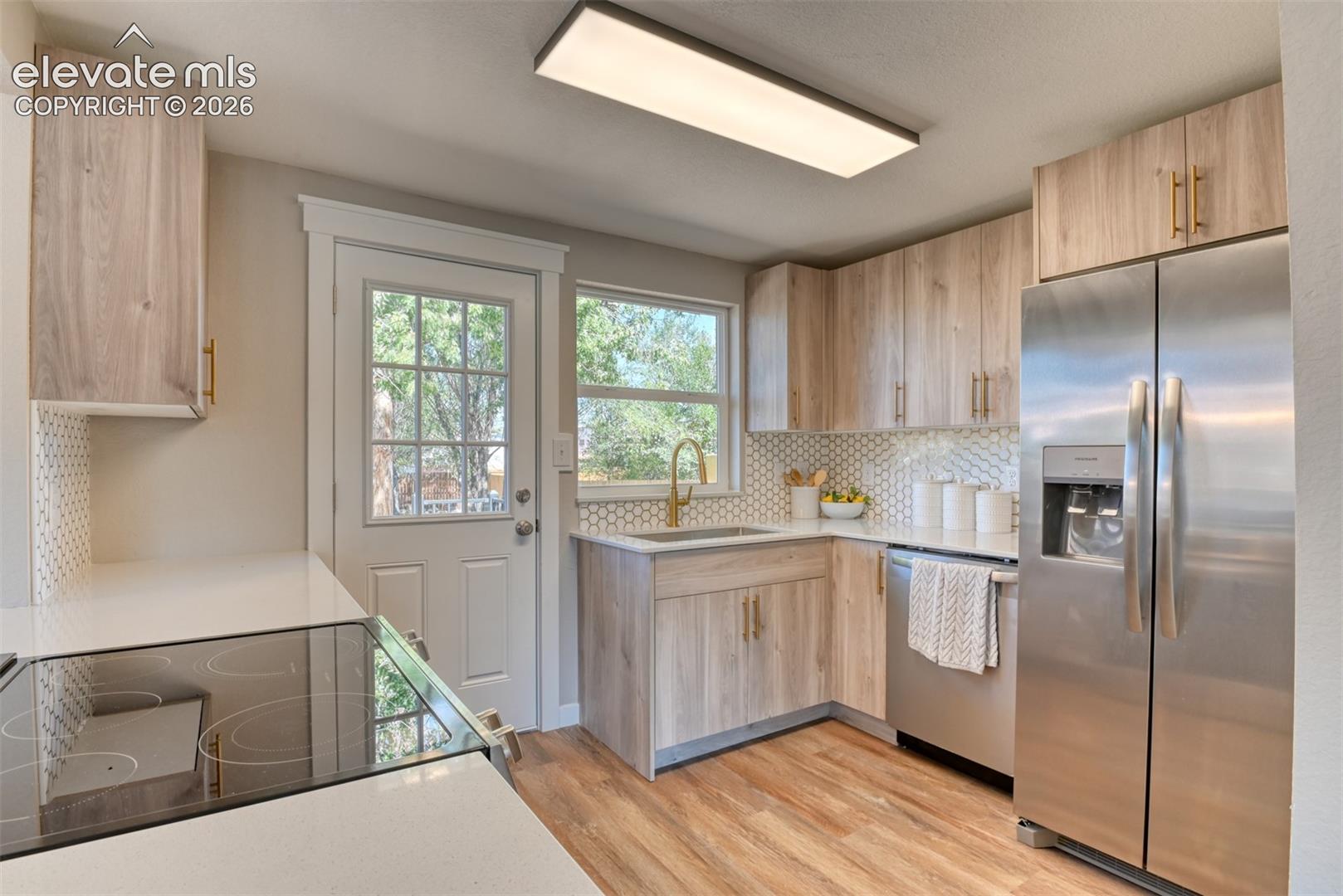 Listing photo 11 for 2606 E Boulder Street