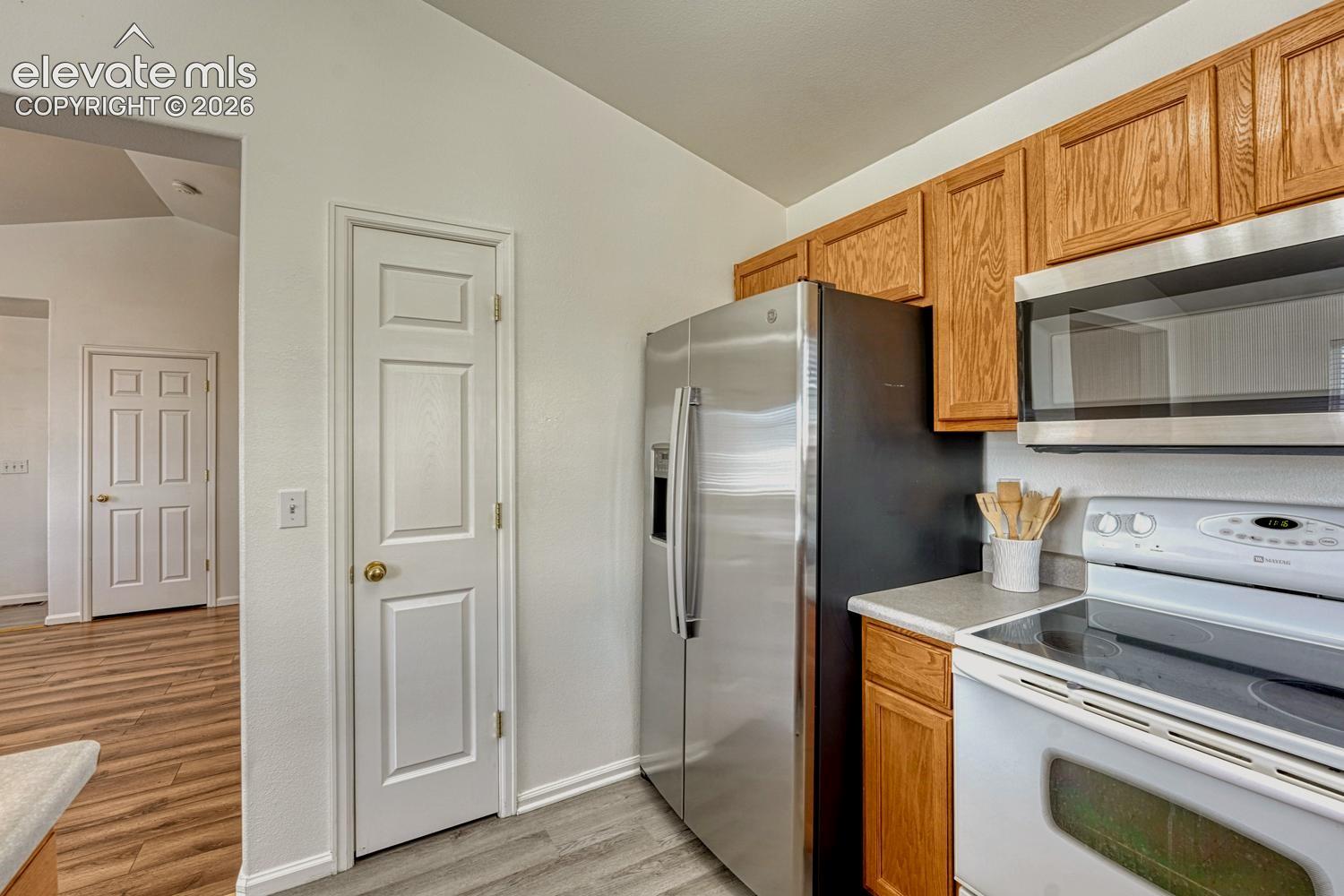 Listing photo 17 for 1120 Lords Hill Drive