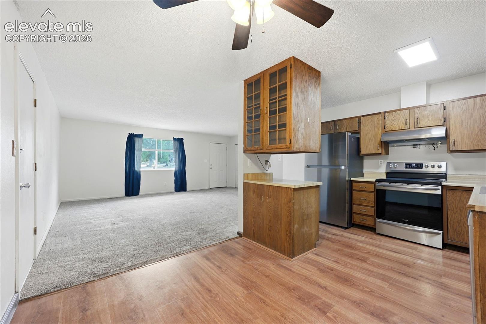 Listing photo 16 for 65 Diamond E Road