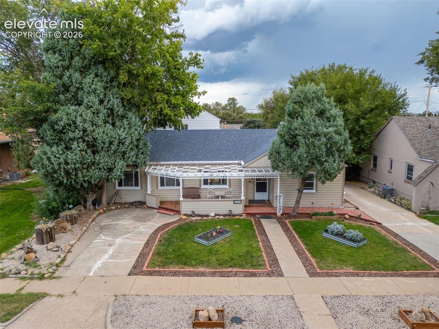 Listing photo 40 for 2910 8th Avenue