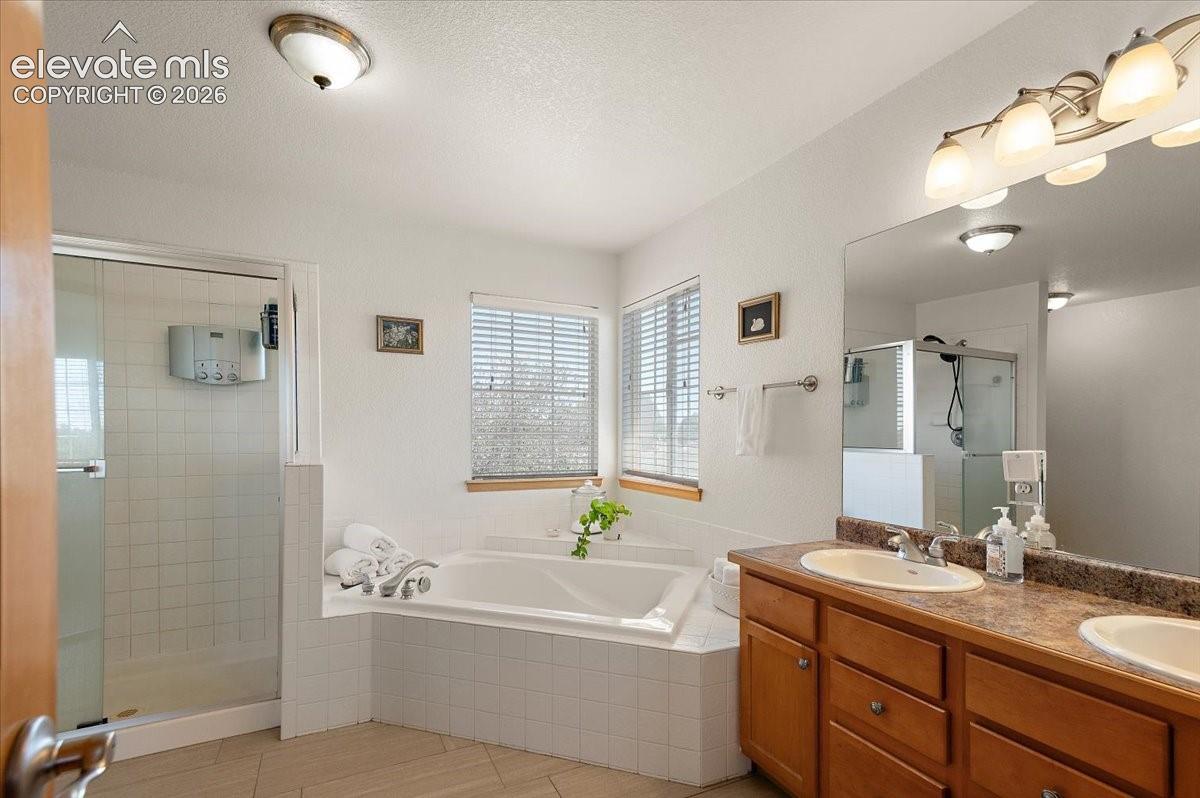 Listing photo 19 for 9736 Cairngorm Way
