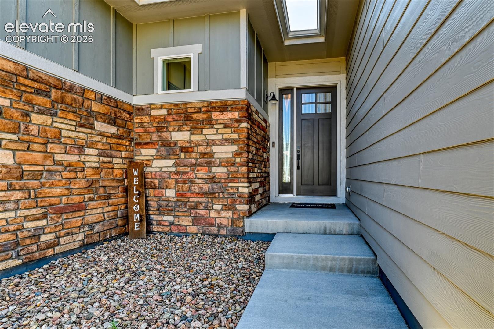 Listing photo 4 for 3734 Doubletrack Lane