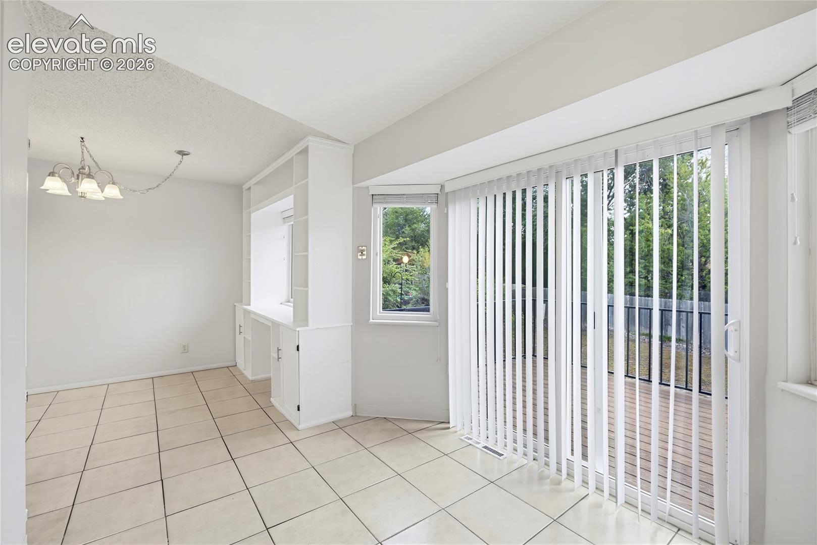 Listing photo 6 for 4855 S Crimson Circle