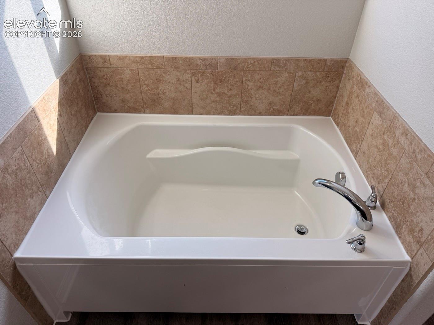 Listing photo 32 for 7227 Trione Lane