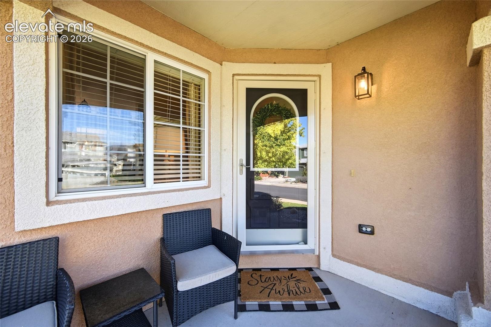 Listing photo 5 for 209 Avocet Loop