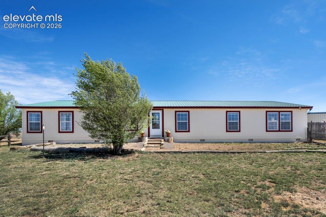 Listing photo 3 for 755 High Prairie Point