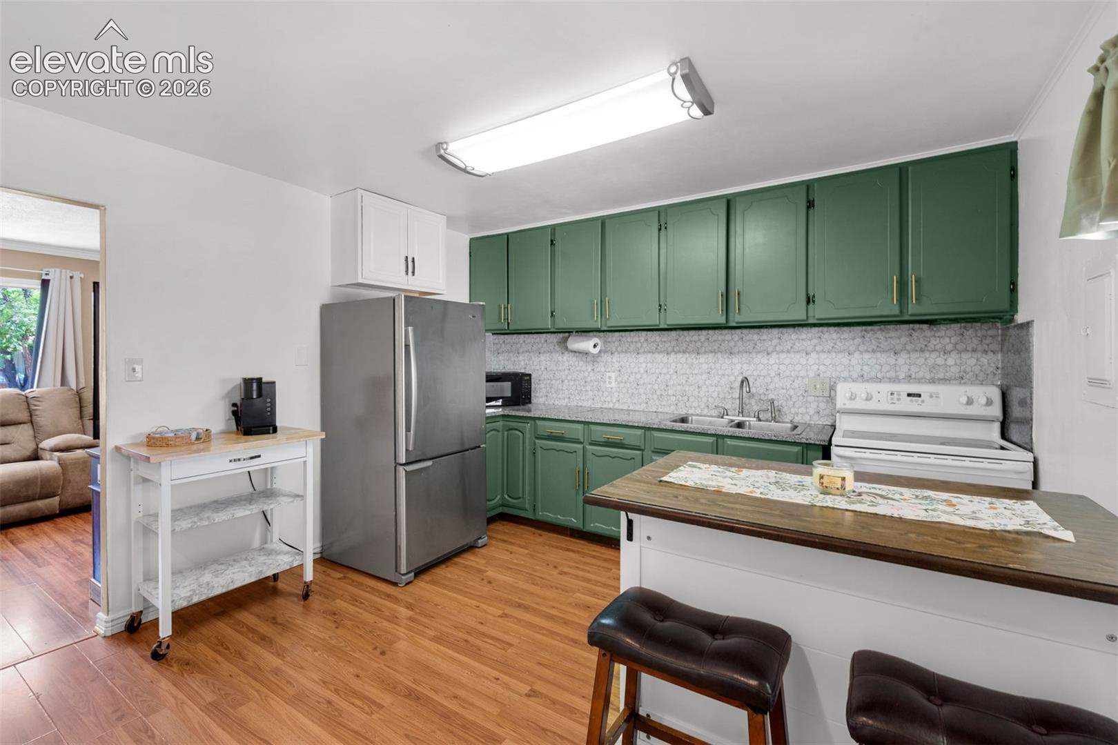 Listing photo 7 for 69 Hanson Lane