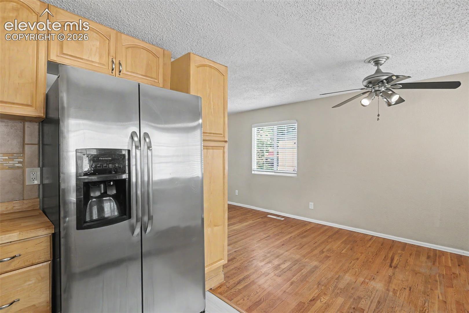 Listing photo 15 for 105 Linden Drive