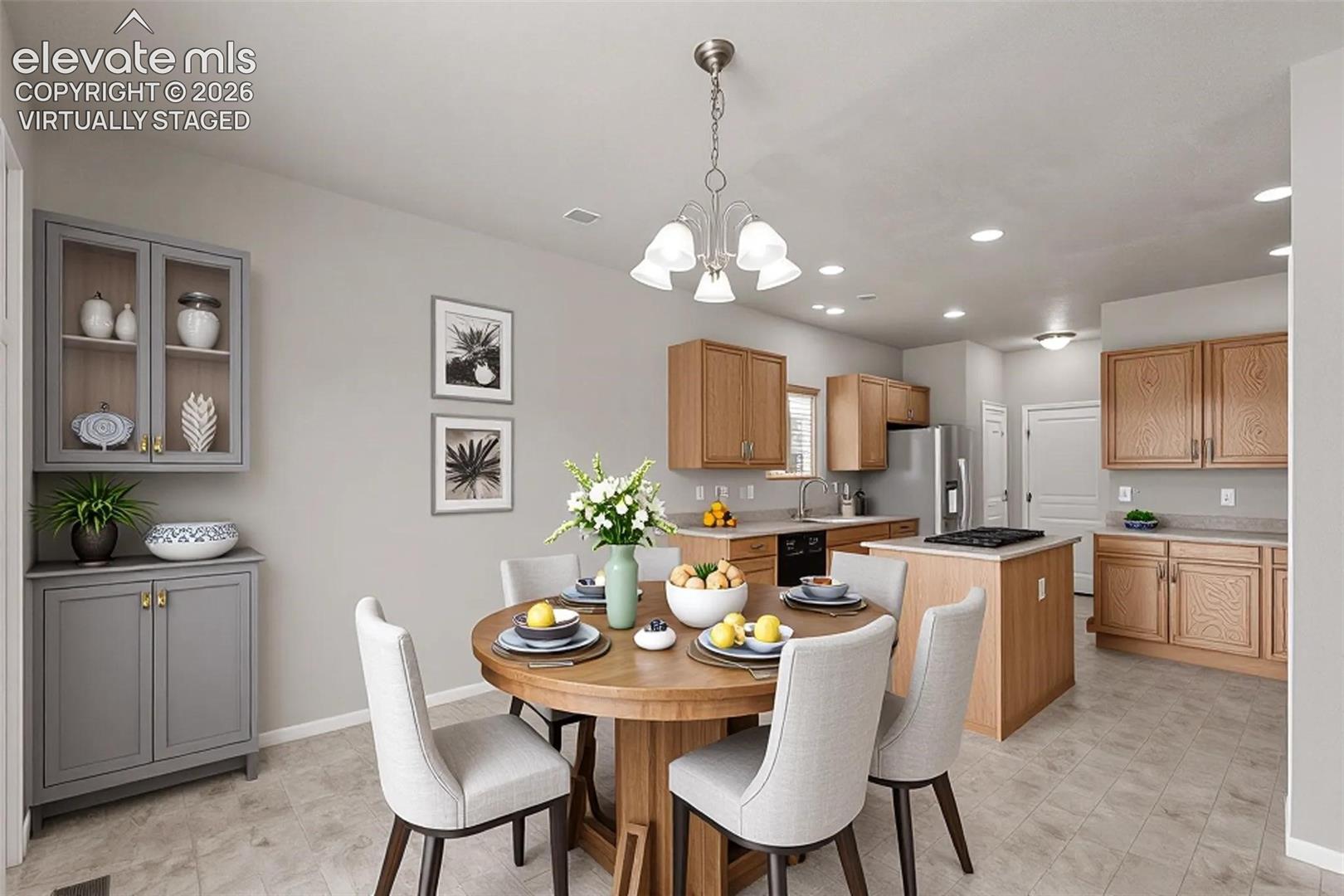 Listing photo 7 for 10832 Darneal Drive