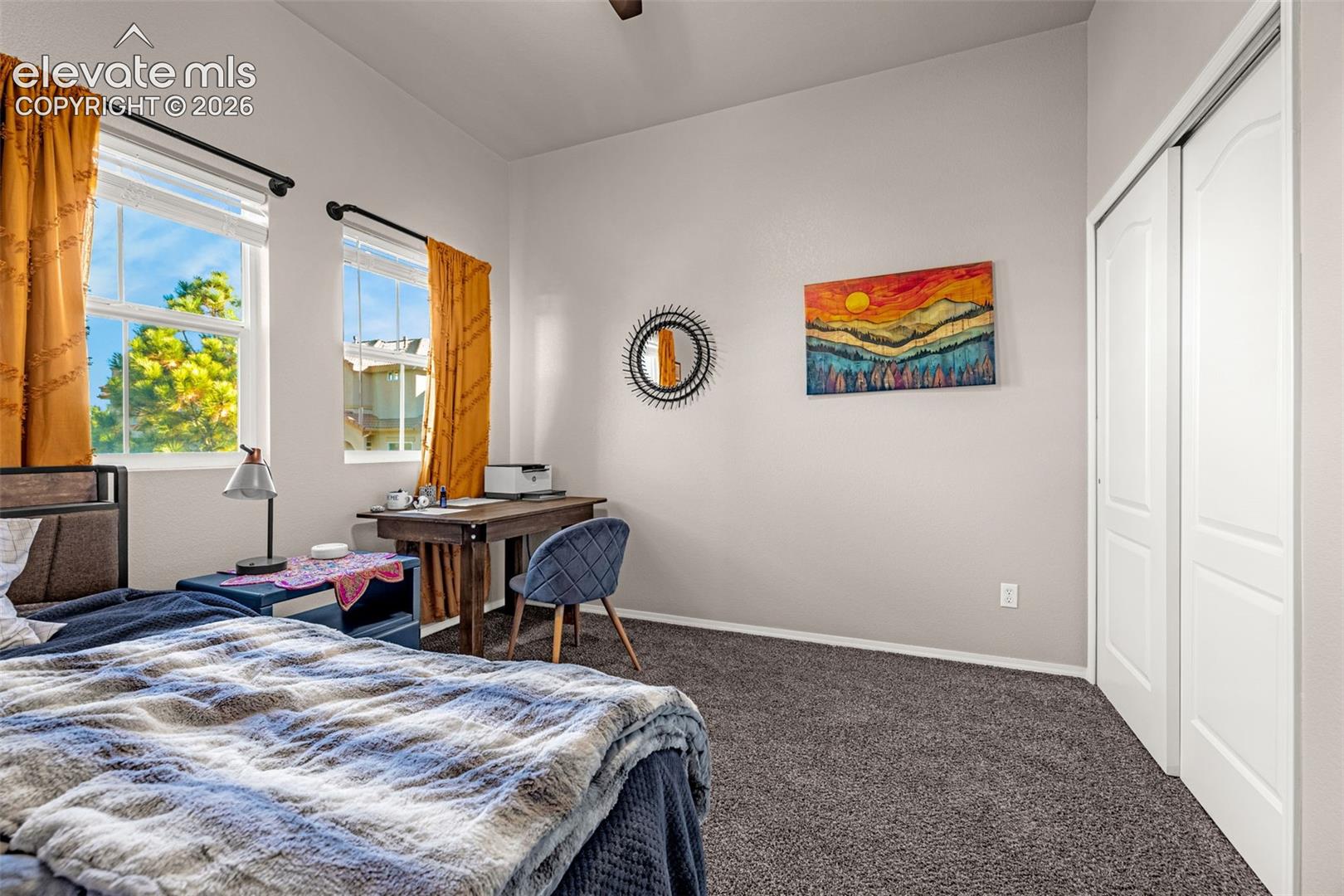 Listing photo 15 for 7086 Sand Crest View
