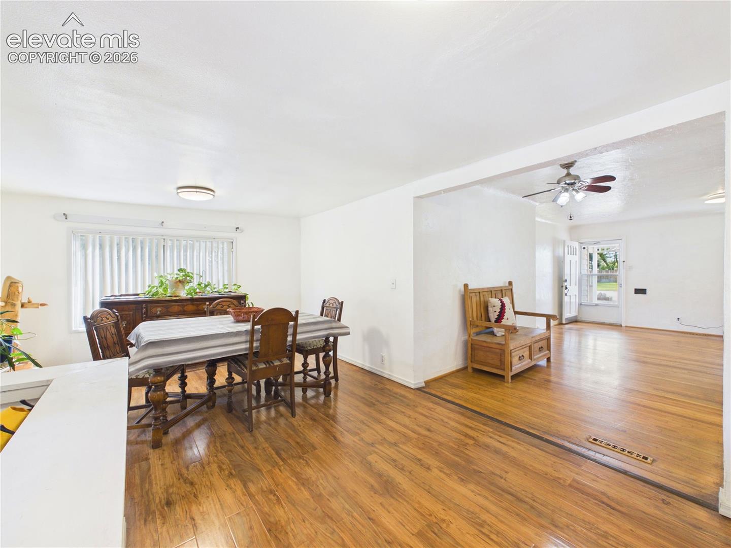 Listing photo 11 for 2910 8th Avenue