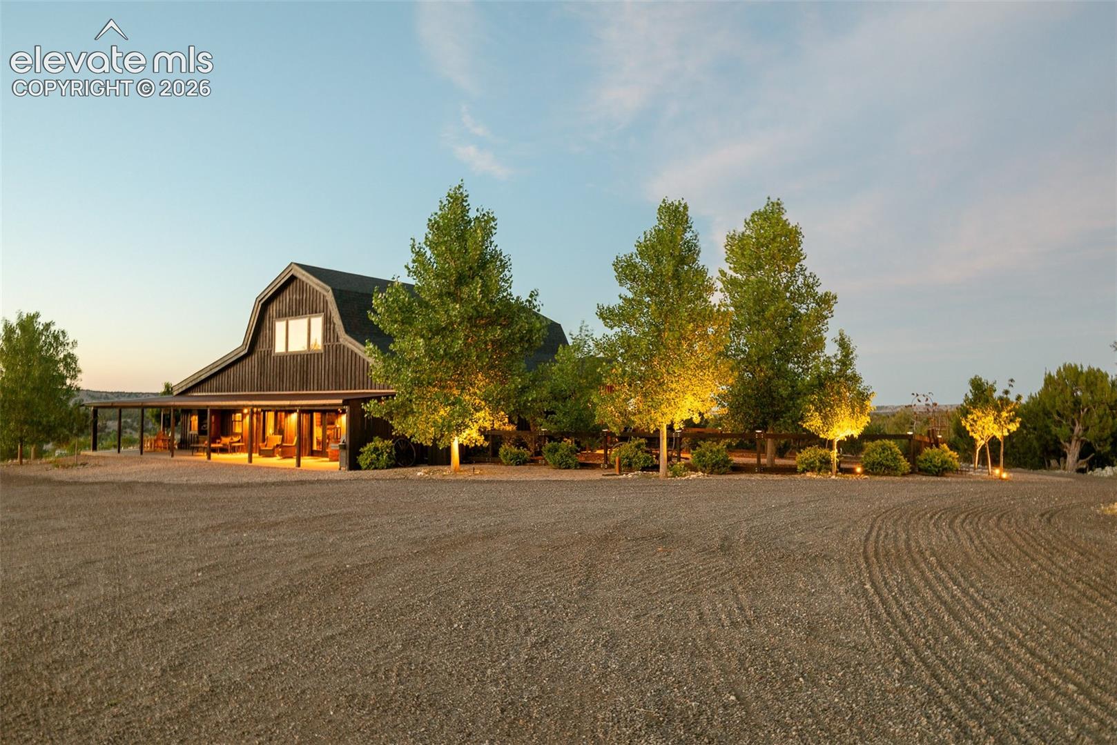 7445 Pinon Heights NA โ listing photo